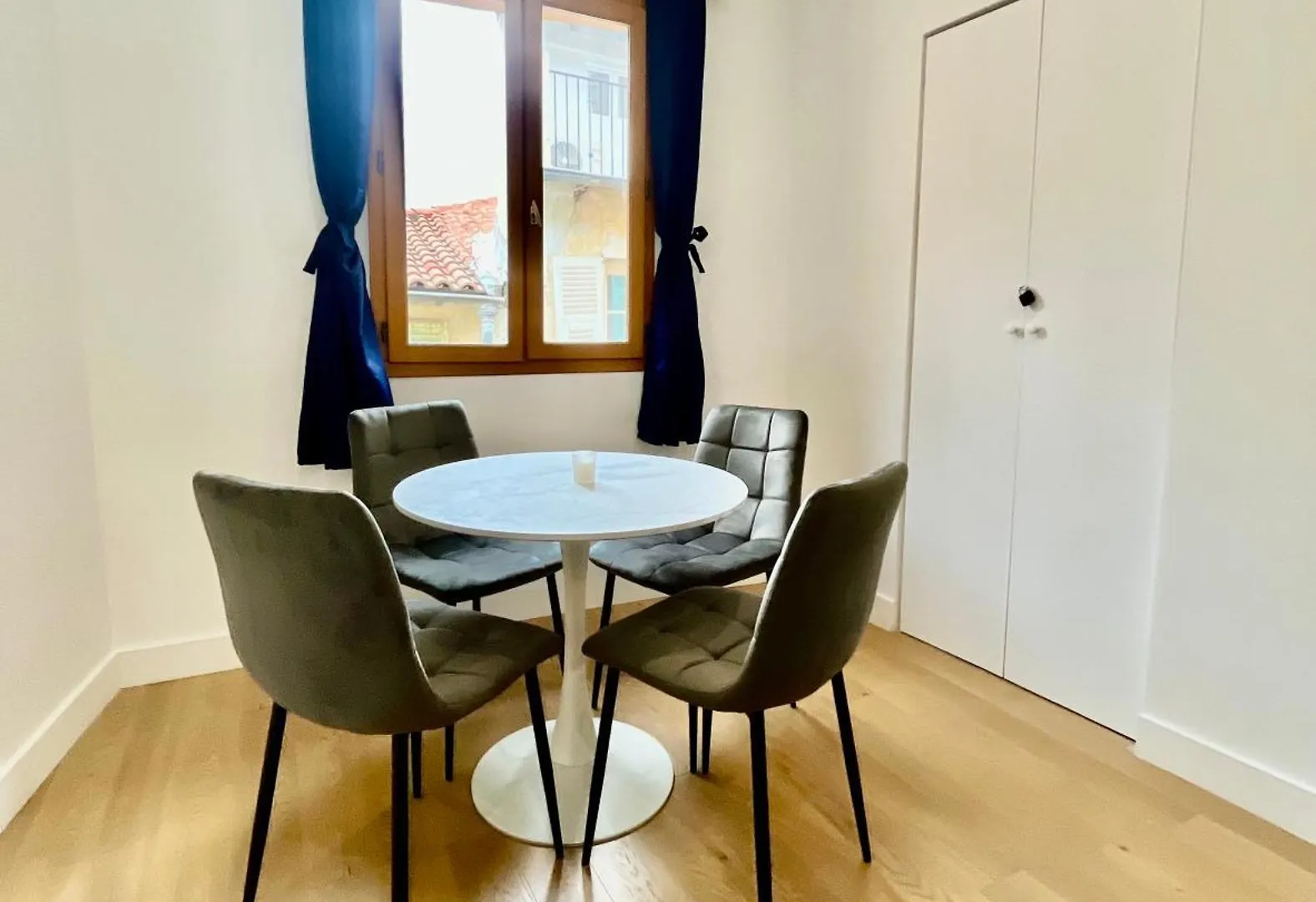 Old Town Lovely Apartment In Nice